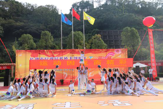 �ഺѤ���Ƴ���  �������˾����