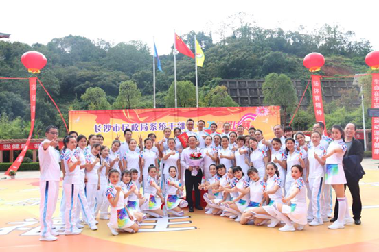 �ഺѤ���Ƴ���  �������˾����