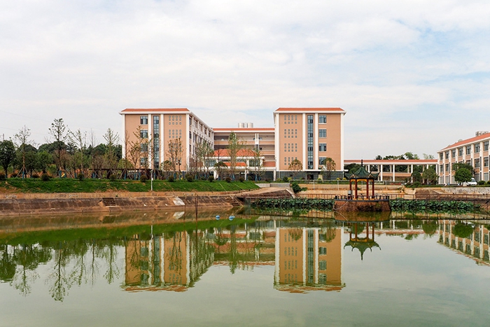 ʡ��������������ޱ����Ժ���о��񿵸�����