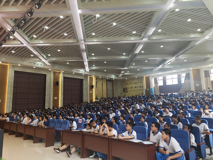 �����ഺ���еھ�ҽԺ��չ����������У԰�