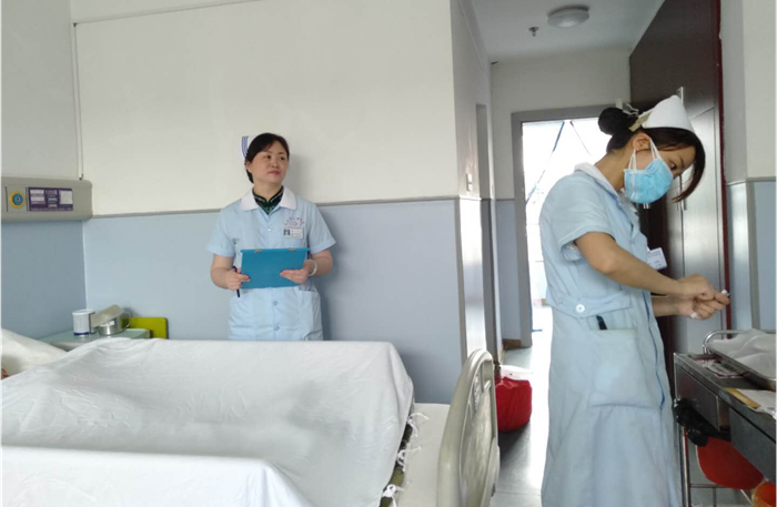 �����ٴ�˼ά�ڻ��������е�����