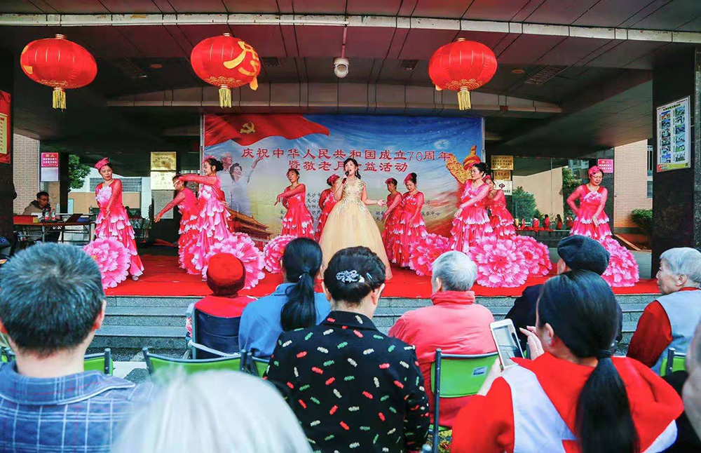 ��ǰ������ȥ�����ӣ��ⳡ����������а�