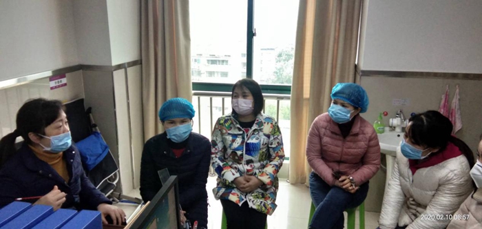 ���¾��ñ�����������ĬĬ����