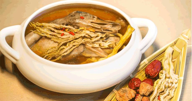 �������