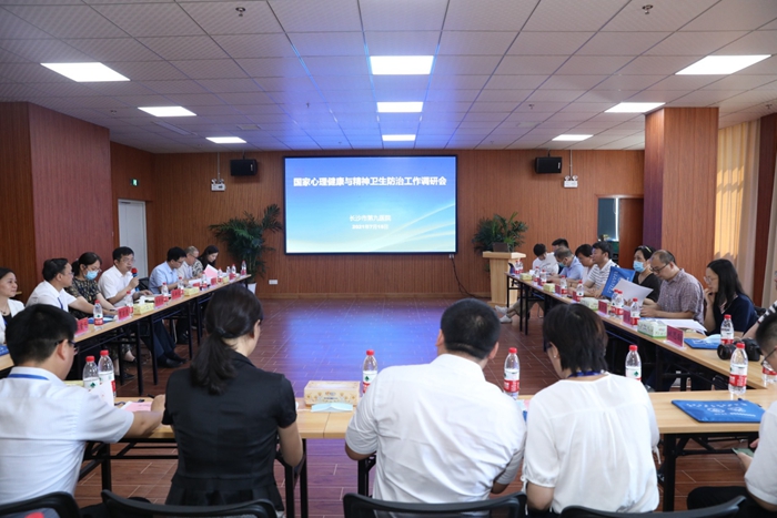 �������������;��������������ĸ���������һ�е�͵����
����ָ��