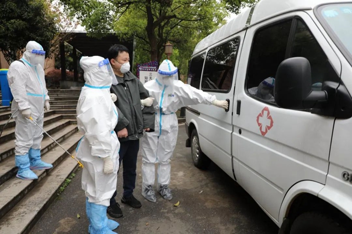 防控与实战并重,医院与社区联动,把“三无”流浪精神病人疫情防控工作做深做实——市第九医院开展疫情防控演练纪实