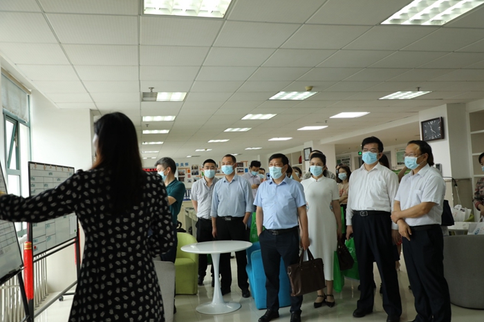 ʡ�ڶ������ίר�ҵ��еھ�ҽԺ�����������������ϵ�����Ե㹤��