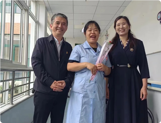 �¾�������ʹ����͵����
����5.12���ʻ�ʿ��ϵ�л