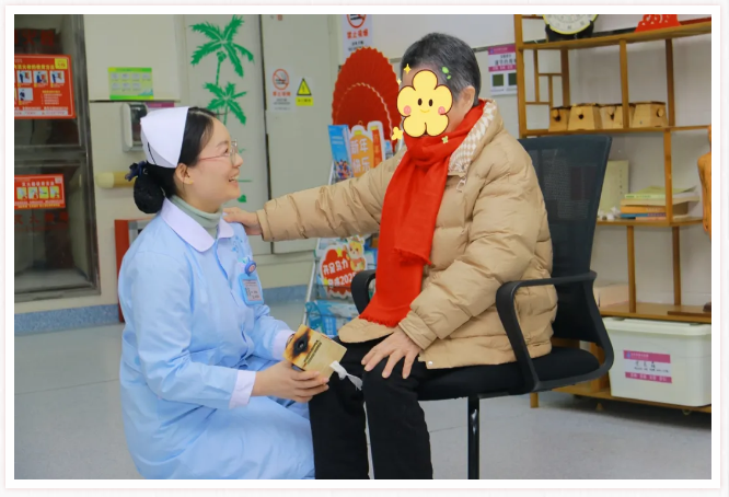 �����ؼ���ح��͵����
Ůְ����������ҫ���֣�