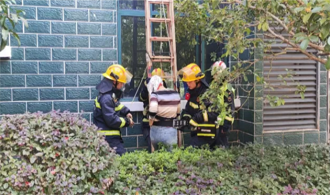 �෽����������������ȫ����ǽ